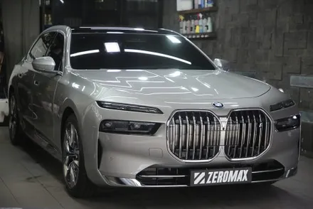 인천 투톤 랩핑으로 해결 BMW I7 듀오톤 순정 판박이 / 광진구, 성수, 송파