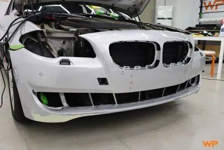BMW F10 5시리즈 고광택 하이그로시 전체랩핑 크롬죽이기 서울경기 / 광진구, 성수, 송파