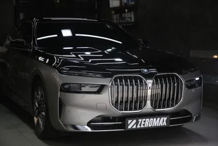 인천 투톤 랩핑으로 해결 BMW I7 듀오톤 순정 판박이 / 광진구, 성수, 송파