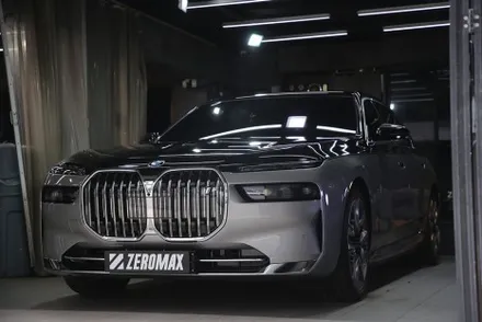 인천 투톤 랩핑으로 해결 BMW I7 듀오톤 순정 판박이 / 광진구, 성수, 송파