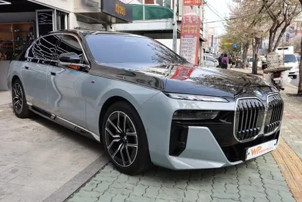 성수동 BMW 7시리즈 투톤랩핑 -고급스러움을 더하다. / 광진구 중곡동
