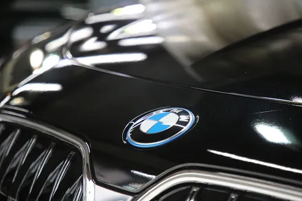 인천 투톤 랩핑으로 해결 BMW I7 듀오톤 순정 판박이 / 광진구, 성수, 송파