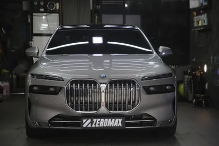 인천 투톤 랩핑으로 해결 BMW I7 듀오톤 순정 판박이 / 광진구, 성수, 송파