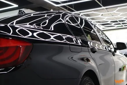BMW F10 5시리즈 고광택 하이그로시 전체랩핑 크롬죽이기 서울경기 / 광진구, 성수, 송파