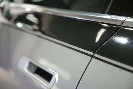 인천 투톤 랩핑으로 해결 BMW I7 듀오톤 순정 판박이 / 광진구, 성수, 송파