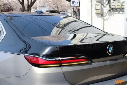 BMW 7시리즈 상단 투톤랩핑 비닐프로그 하이그로시 블랙 광진구랩핑 / 광진구, 성수, 송파
