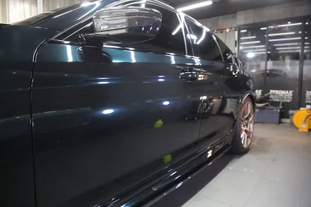 인천 랩핑 고광택 AX 필름 메탈릭 에메랄드 전체 시공 [ BMW M5 CS ] / 광진구, 성수, 송파
