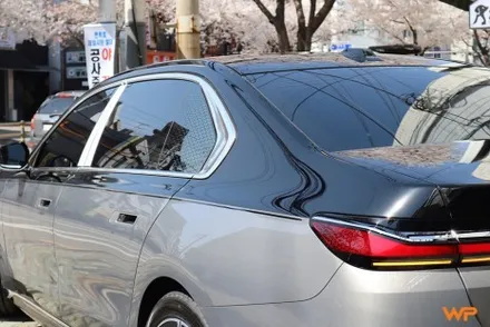 BMW 7시리즈 상단 투톤랩핑 비닐프로그 하이그로시 블랙 광진구랩핑 / 광진구, 성수, 송파