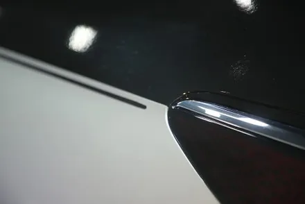 인천 투톤 랩핑으로 해결 BMW I7 듀오톤 순정 판박이 / 광진구, 성수, 송파