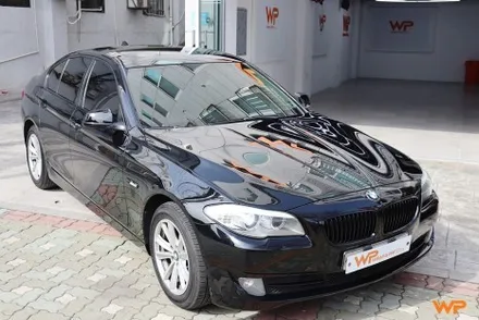 BMW F10 5시리즈 고광택 하이그로시 전체랩핑 크롬죽이기 서울경기 / 광진구, 성수, 송파