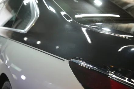 인천 투톤 랩핑으로 해결 BMW I7 듀오톤 순정 판박이 / 광진구, 성수, 송파