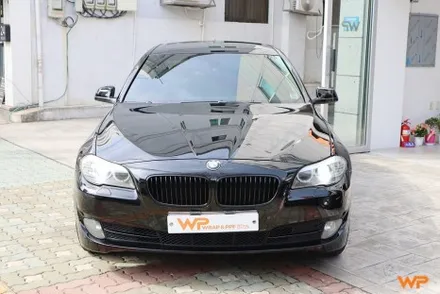 BMW F10 5시리즈 고광택 하이그로시 전체랩핑 크롬죽이기 서울경기 / 광진구, 성수, 송파