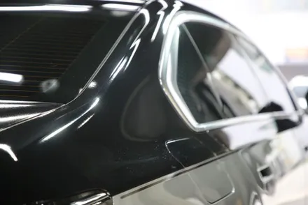 인천 투톤 랩핑으로 해결 BMW I7 듀오톤 순정 판박이 / 광진구, 성수, 송파
