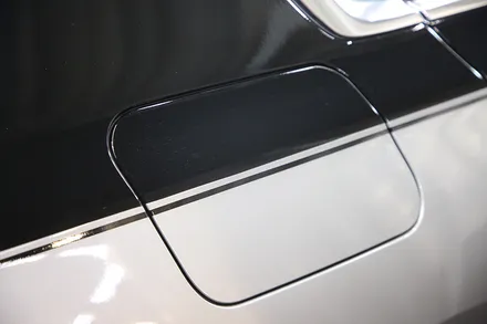인천 투톤 랩핑으로 해결 BMW I7 듀오톤 순정 판박이 / 광진구, 성수, 송파