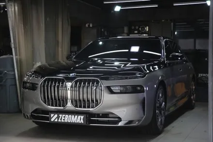 인천 투톤 랩핑으로 해결 BMW I7 듀오톤 순정 판박이 / 광진구, 성수, 송파