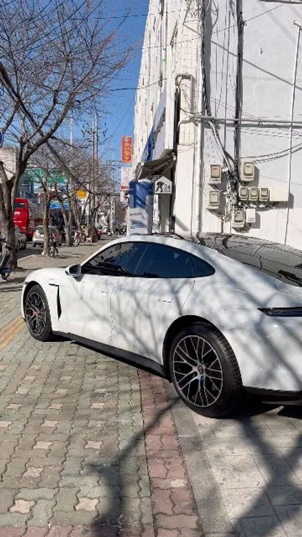 포르쉐 타이칸 라이트 크레용 전체랩핑 시공기 / 광진구 중곡동