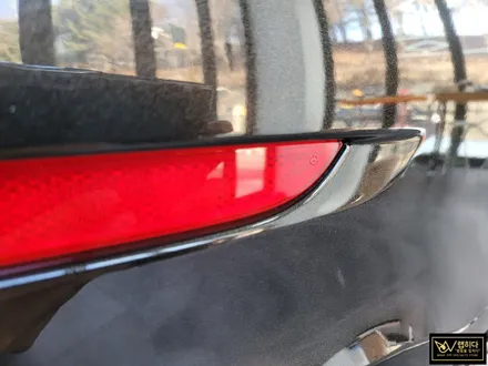 용인분당랩핑 벤츠 C300 4MATIC 전체랩핑 제거 및 재시공, 보험수리건, 무광에서 유광으로 고광택 메탈릭 블랙으로 랩핑 / 용인 기흥구 청덕동