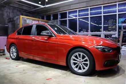 BMW 320d 전체랩핑, 강렬한 레드 시공! / 광주 광산구 하남동