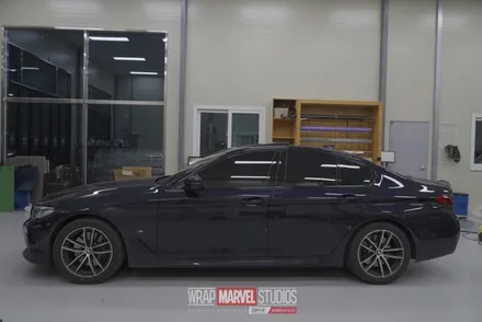 광주랩핑 전문매장 랩마블스튜디오 bmw5시리즈 탑폴리에필름으로 크롬죽이기 / 광주 광산구 하남동
