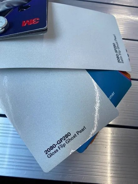 광주 BMW 랩핑 홀로그램 화이트 오묘한 컬러 / 광주 광산구 하남동
