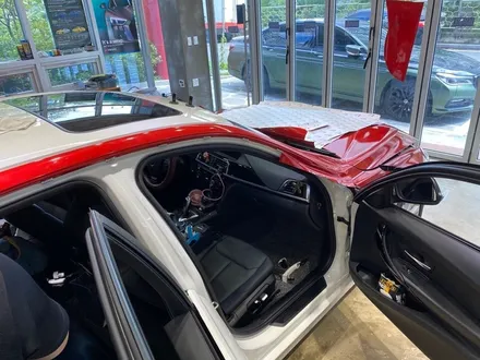 BMW 320d 전체랩핑, 강렬한 레드 시공! / 광주 광산구 하남동