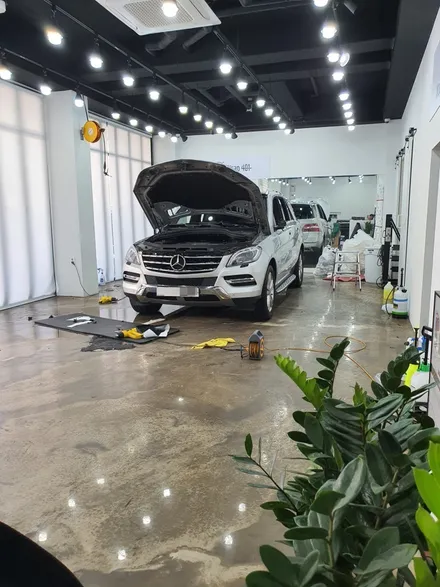용인랩핑업체 벤츠 SUV ML 전체랩핑 3M 사틴 블랙 전체랩핑 시공!! 랩 401 / 용인, 광교, 성남