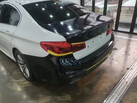 BMW 5시리즈 G30 전체랩핑 3M 미드나이트 블루 랩401 시공!!! / 용인시 처인구