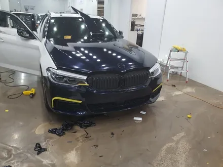 BMW 5시리즈 G30 전체랩핑 3M 미드나이트 블루 랩401 시공!!! / 용인시 처인구