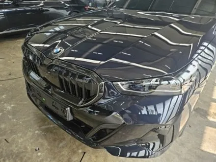 신형 BMW 5시리즈 아이코닉 글로우 그릴 블랙 랩핑 시공기 (용인랩핑/동탄랩핑/오포랩핑/동백랩핑/수원랩핑) / 용인시 처인구