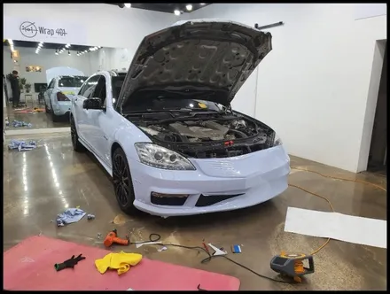 벤츠 S클래스 랩핑제거 후 클라우디블루 전체랩핑 재시공 !! 수원랩핑업체+광교랩핑업체+용인랩핑+동탄랩핑+병점랩핑+화성랩핑+분당랩핑 랩401 / 용인시 처인구