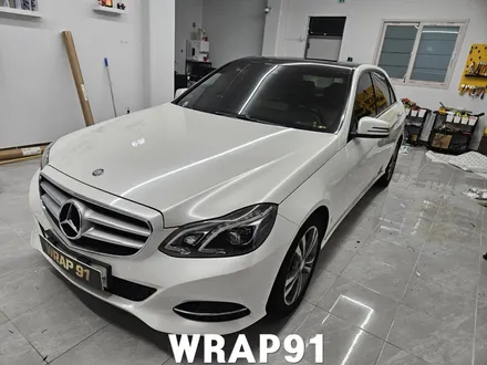 부산 벤츠 E클래스 E220d 랩핑 에이버리 유광 화이트펄 / 마산, 김해, 창원