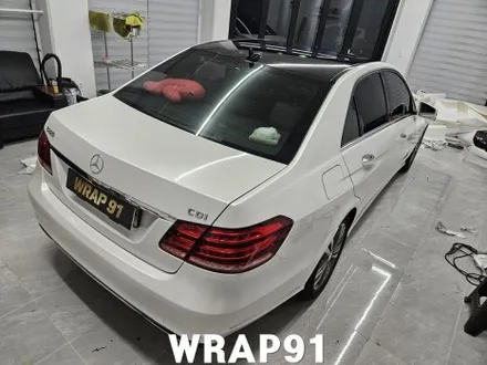 부산 벤츠 E클래스 E220d 랩핑 에이버리 유광 화이트펄 / 마산, 김해, 창원