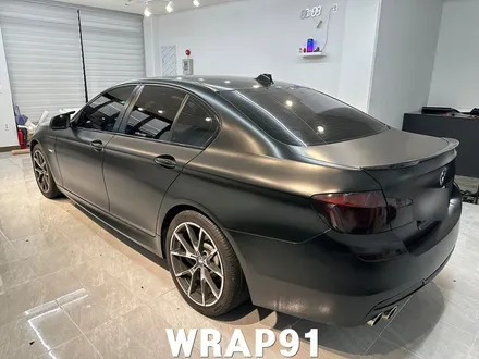 부산 양산 BMW 528I 랩핑 에이버리 사틴블랙 라이트필름 / 마산, 김해, 창원