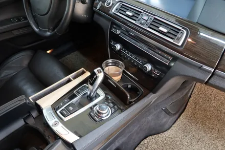 카본 랩핑으로 깔끔해진 bmw730d 실내! / 마산, 김해, 창원