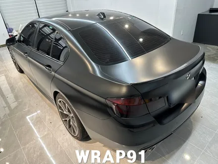부산 양산 BMW 528I 랩핑 에이버리 사틴블랙 라이트필름 / 마산, 김해, 창원