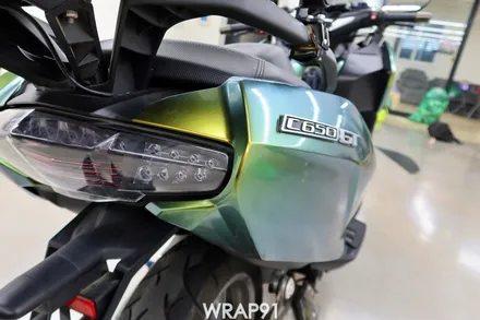 BMW C650 GT 카멜레온 랩핑 - 에이버리 유광 프레시스프링, 경남 부산 바이크랩핑 랩91 / 마산, 김해, 창원