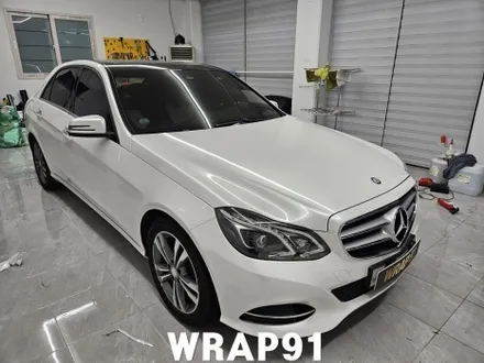부산 벤츠 E클래스 E220d 랩핑 에이버리 유광 화이트펄 / 마산, 김해, 창원