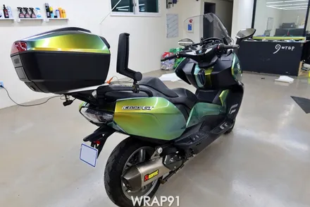 BMW C650 GT 카멜레온 랩핑 - 에이버리 유광 프레시스프링, 경남 부산 바이크랩핑 랩91 / 마산, 김해, 창원