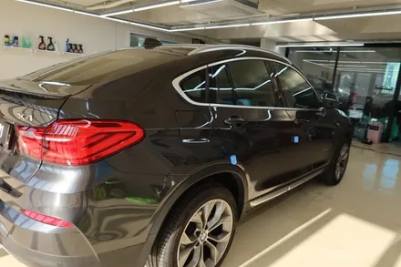 김해 랩핑, 사틴 화이트 새 옷 입고 달라진 BMW X4 / 마산, 김해, 창원