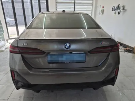 BMW i5 브라바도 리퀴드 메탈릭 실버 전체 랩핑 WRAP91 / 마산, 김해, 창원