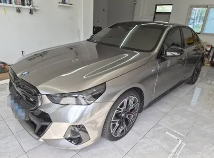 BMW i5 브라바도 리퀴드 메탈릭 실버 전체 랩핑 WRAP91 / 마산, 김해, 창원