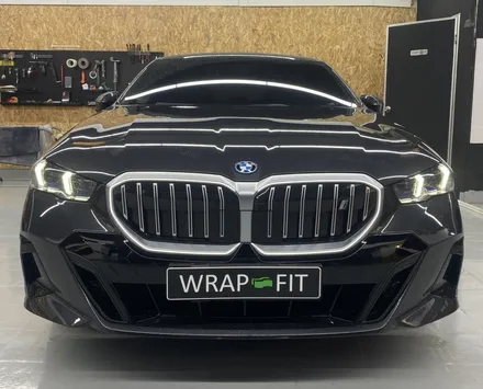 BMW i5 아이코닉 글로우 그릴 크롬 죽이기 용인 랩핑 / 용인시 기흥구 신갈동