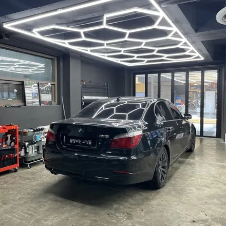 BMW e60 528i 화이트로 깔끔하게 전체랩핑(의정부, 구리, 남양주) / 남양주시 별내동