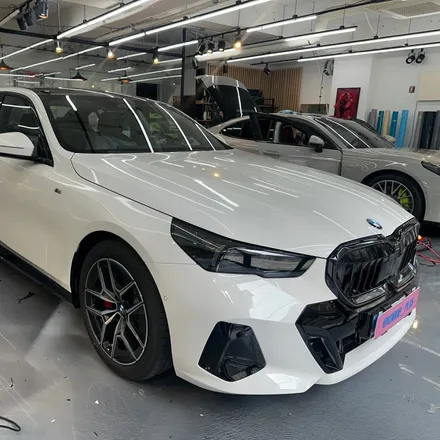 유광 블랙 신형 BMW 5시리즈 랩핑 / 서울 중랑구 망우동