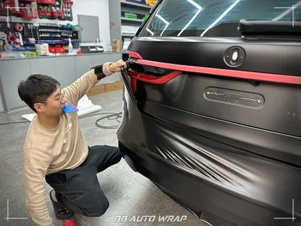 BMW X7 사틴 블랙 전체랩핑으로 스포티하게 만들기 부산랩핑 / 부산 강서구