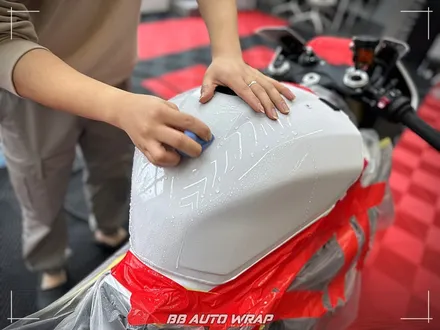 부산 바이크 PPF 전문점에서 BMW S 1000 RR  전체 시공으로 카울 새것처럼 관리해 보기 / 부산 강서구