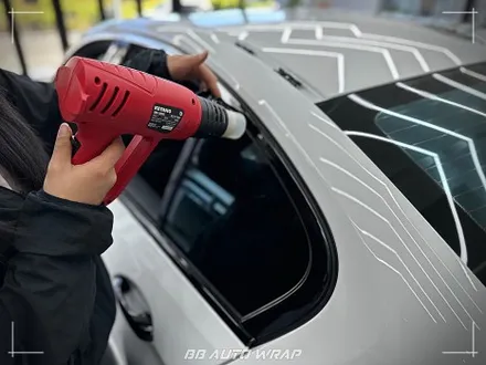부산 PPF 전문점에서 BMW 5시리즈 클리프 디자인 스모그 라이트 PPF + 블랙 PPF로 루프스킨 및 창틀 크롬 딜리트 시공하기 / 부산 강서구