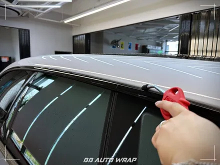 [공지] BMW 전기차 iX 상단 블랙 PPF와 실내 랩핑으로 최첨단 모습으로 만들기! / 부산 강서구 명지동