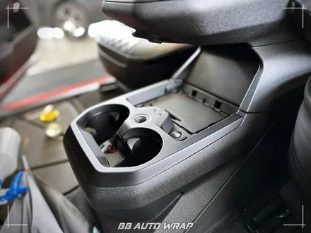 [공지] BMW 전기차 iX 상단 블랙 PPF와 실내 랩핑으로 최첨단 모습으로 만들기! / 부산 강서구 명지동