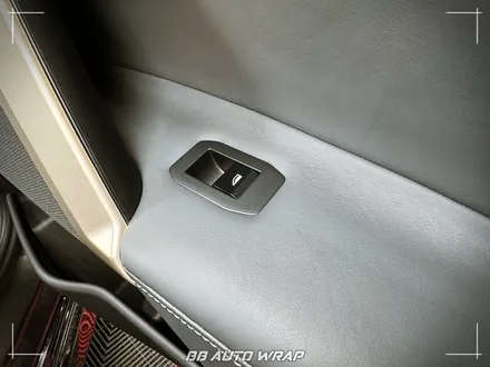 [공지] BMW 전기차 iX 상단 블랙 PPF와 실내 랩핑으로 최첨단 모습으로 만들기! / 부산 강서구 명지동